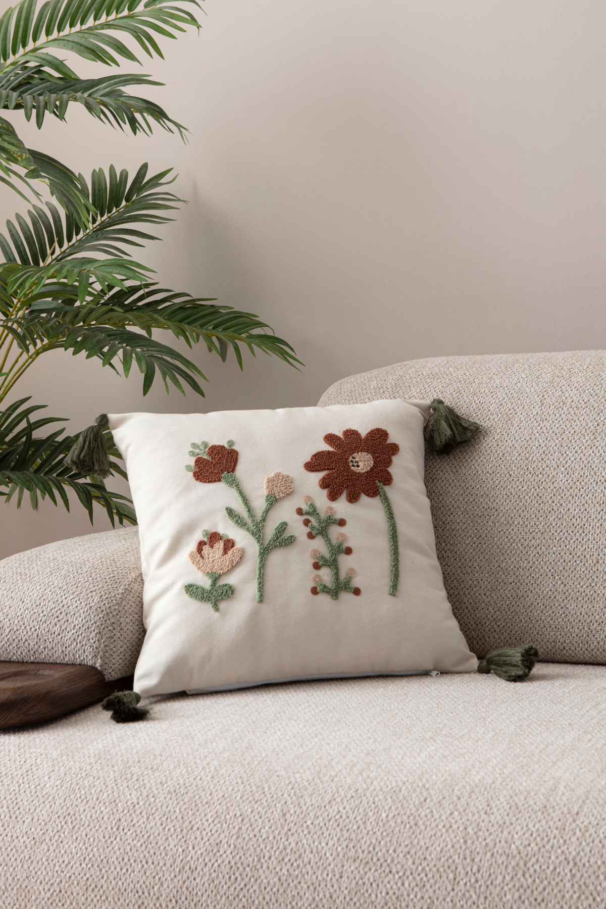 Flower Punch Dekoratif Kırlent Kılıfı Tekli