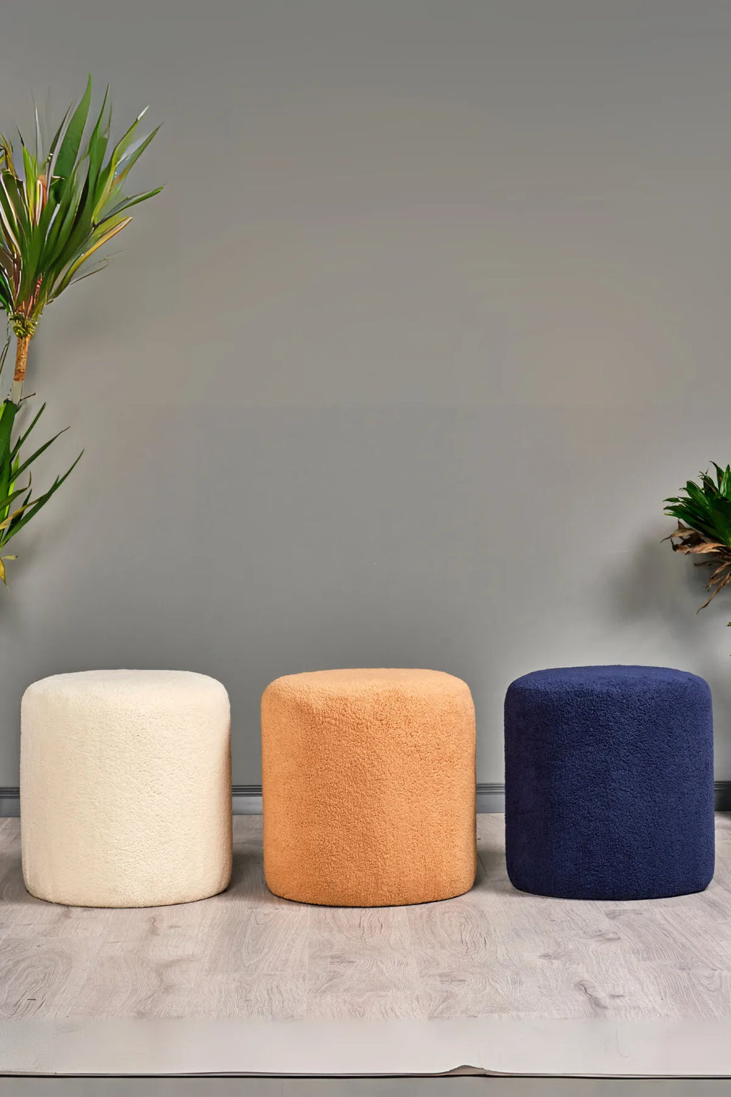 Silindir Puf Tabure Kuzu Kumaş Bej Makyaj Pufu Puf Sandalye Ayak Uzatma Pufu