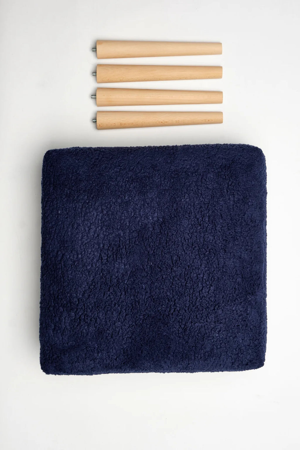 Puf Tabure Ahşap Ayaklı Kuzu Kumaş Makyaj Pufu Puf Sandalye Ayak Uzatma Pufu Kare Puf Bench