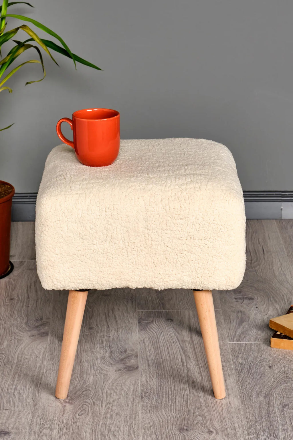 Puf Tabure Ahşap Ayaklı Kuzu Kumaş Makyaj Pufu Puf Sandalye Ayak Uzatma Pufu Kare Puf Bench