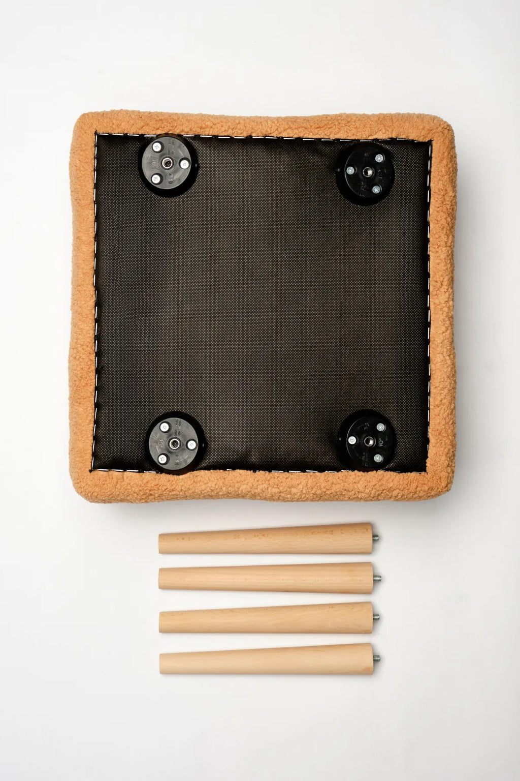 Puf Tabure Ahşap Ayaklı Kuzu Kumaş Makyaj Pufu Puf Sandalye Ayak Uzatma Pufu Kare Puf Bench