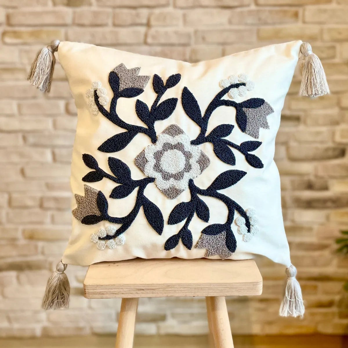 PUNCH KIRLENT KILIFI 177