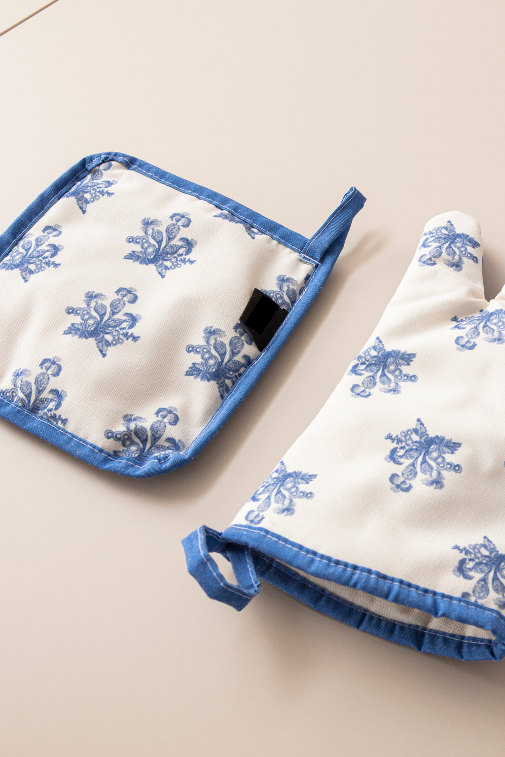 Azure Blue, Fırın Mutfak Eldiveni, Yanmaz ve ısıya dayanıklı tutacak, 2 Parça