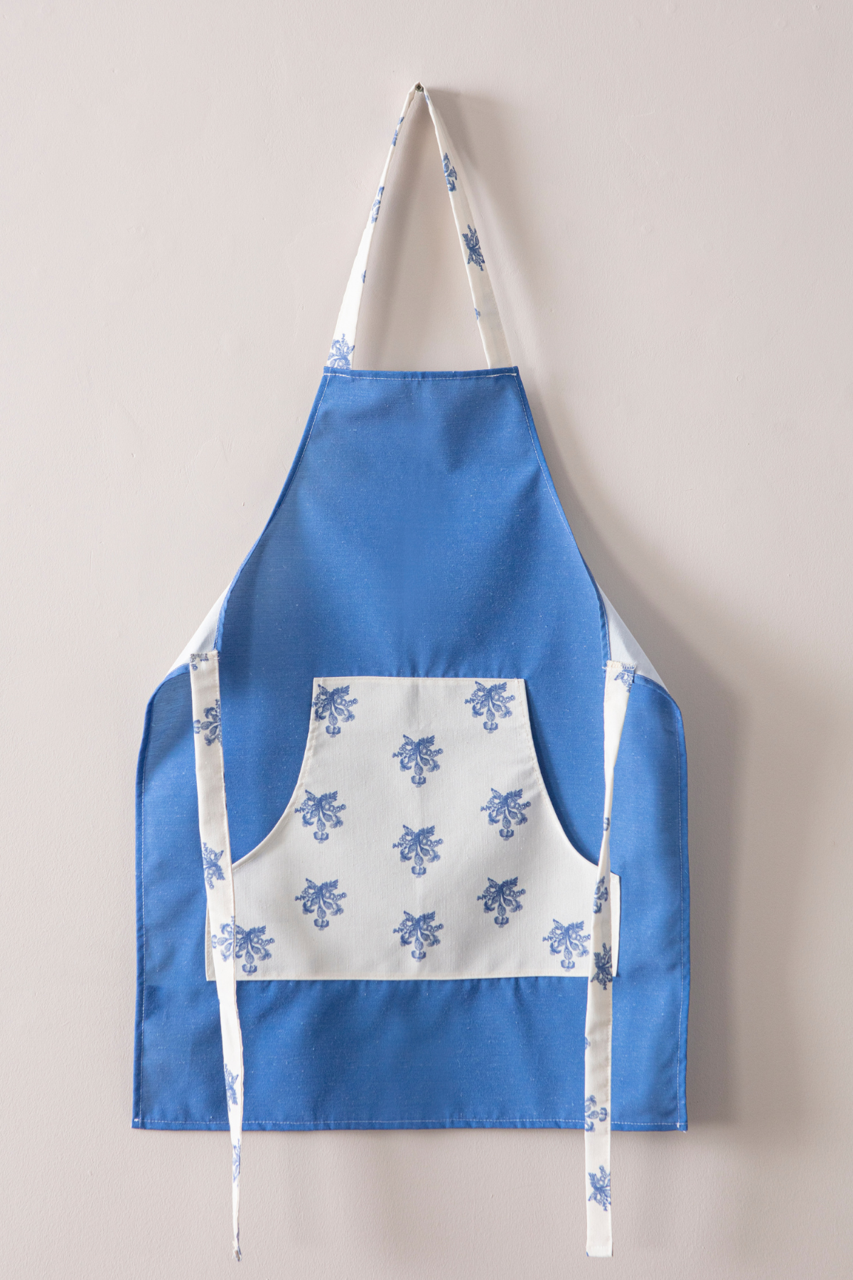 Elysian Blue, Mutfak Önlüğü, Sıvıya Dayanıklı 54x70cm