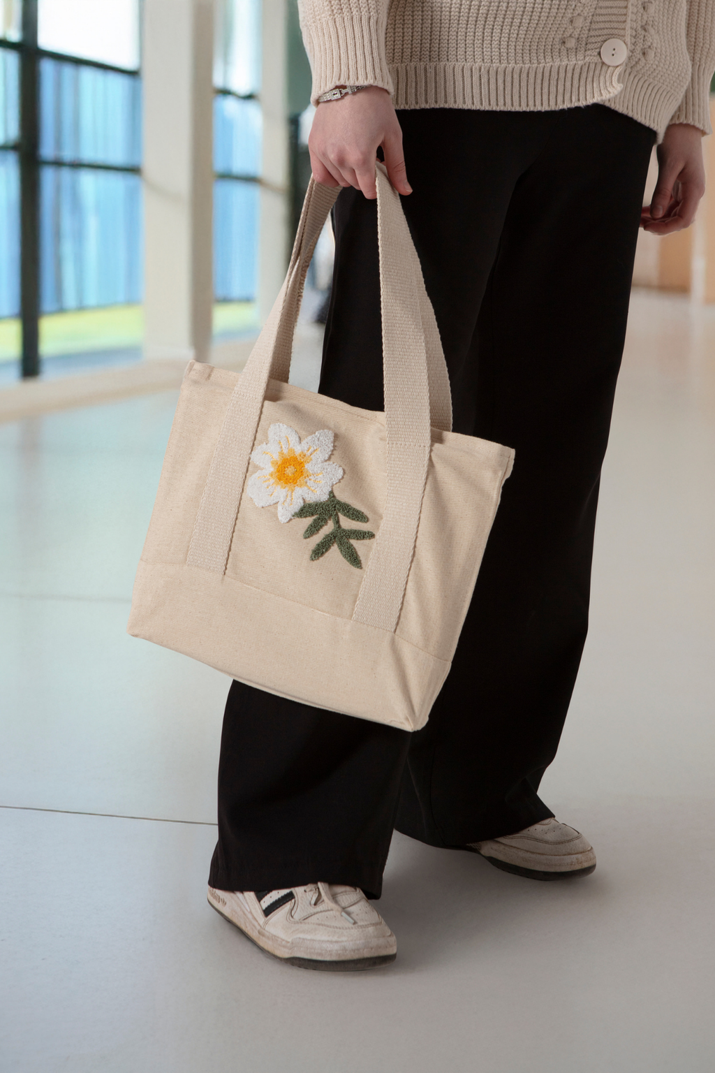 Papatya Desenli Bez Keten Omuz Çantası, Plaj Çantası, İşlemeli El ve Kol Çantası %100 Pamuk 36x29 cm