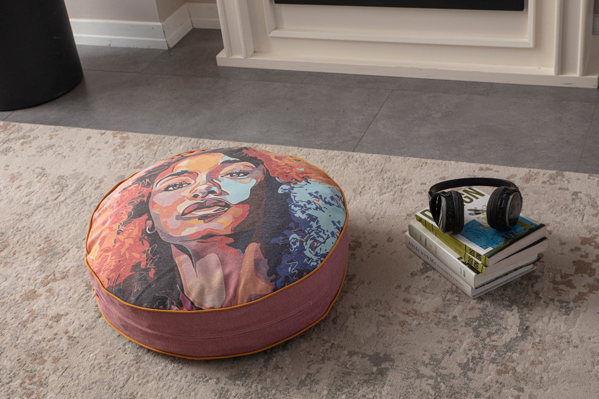 Yuvarlak Dekoratif Bahçe Minderi, Taşınabilir Balkon Pufu, 60x60cm, Portre Desenli