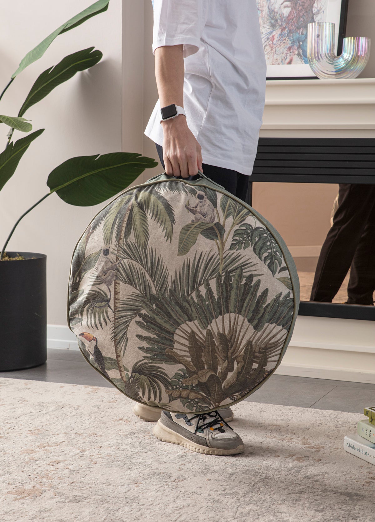 Yuvarlak Dekoratif Bahçe Minderi, Taşınabilir Balkon Pufu, 60x60cm, Gri Palmiye Desenli