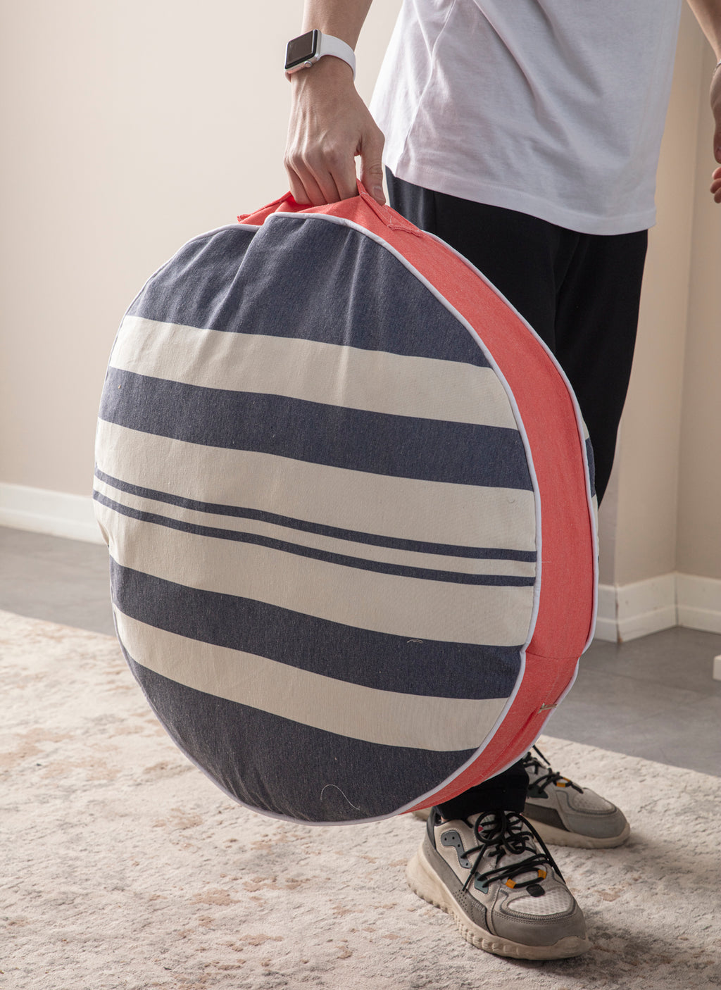 Yuvarlak Dekoratif Bahçe Minderi, Taşınabilir Balkon Pufu, 60x60cm, Mavi Çizgili