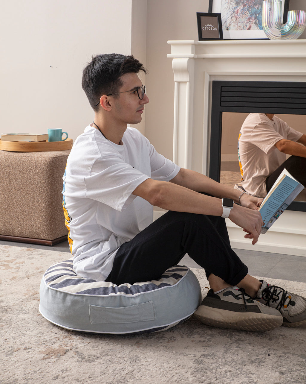 Yuvarlak Dekoratif Bahçe Minderi, Balkon Pufu 60x60cm, Mavi Çizgi Desenli