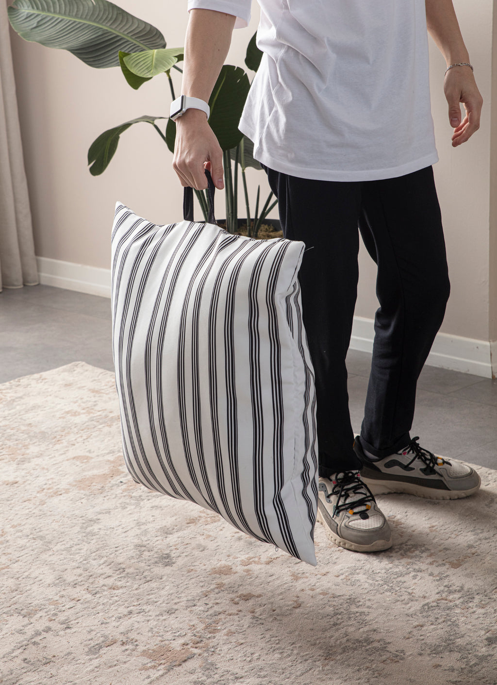 Kare Yer Minderi Aynasız, Dekoratif Puf Minder Kare, Taşınabilir Yastık, Gri Çizgili