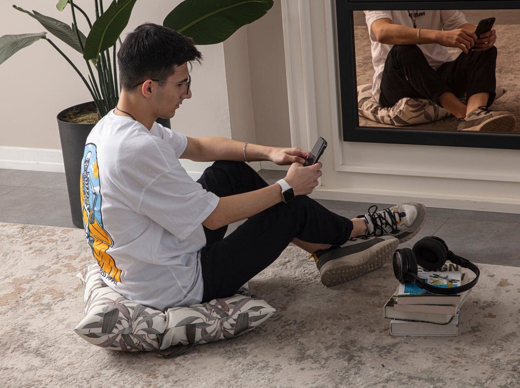 Kare Yer Minderi Aynasız, Dekoratif Puf Minder Kare, Taşınabilir Yastık, Gri Yaprak Desenli