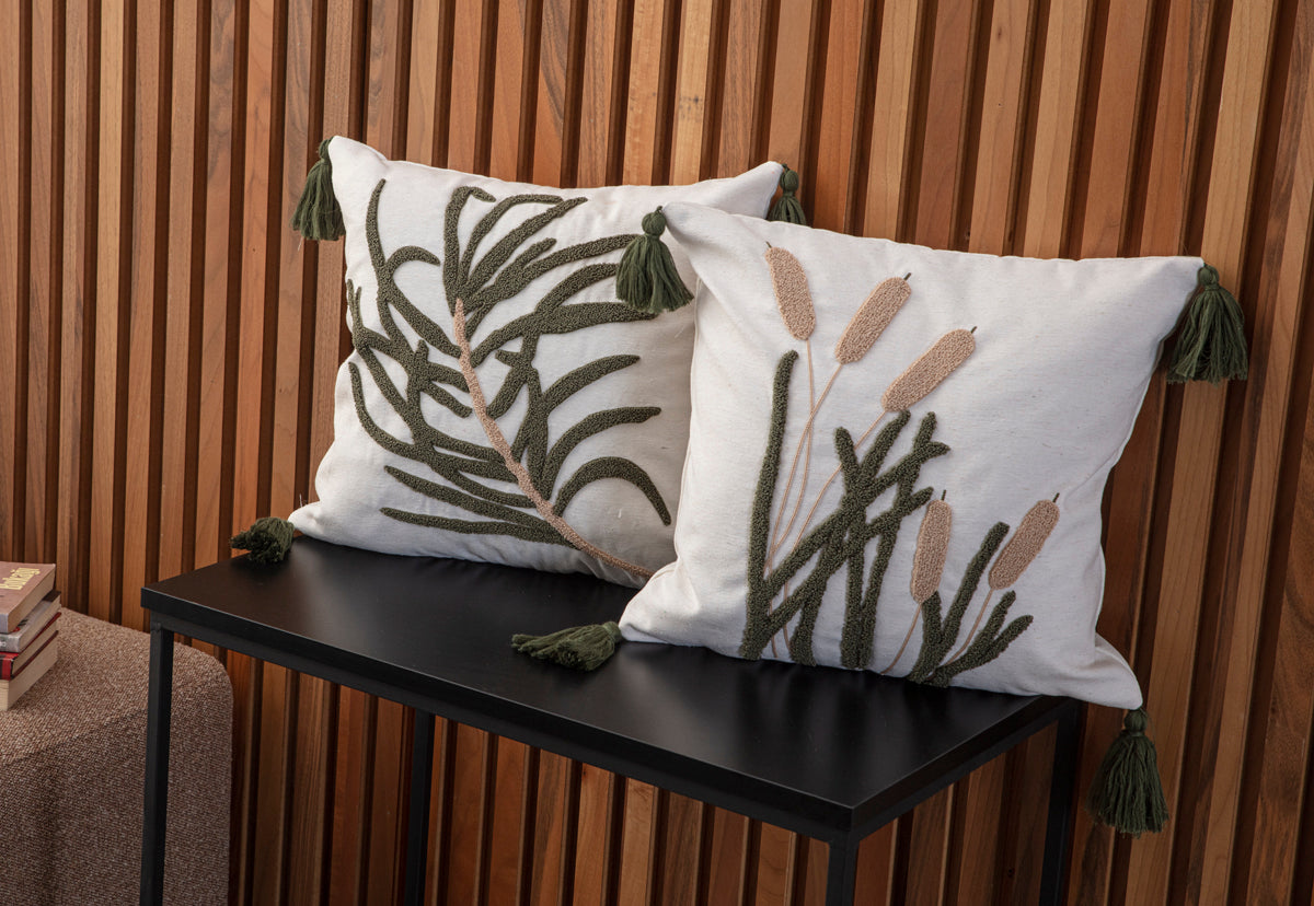 4'lü Kombin Dekoratif Punch İşlemeli Püsküllü Keten Kırlent Kılıfı, Yeşil Püsküllü, 43x43cm