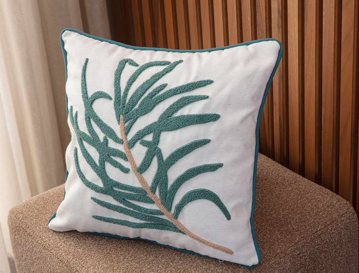 Dekoratif Punch İşlemeli Biyeli Keten Kırlent Kılıfı, 43x43cm