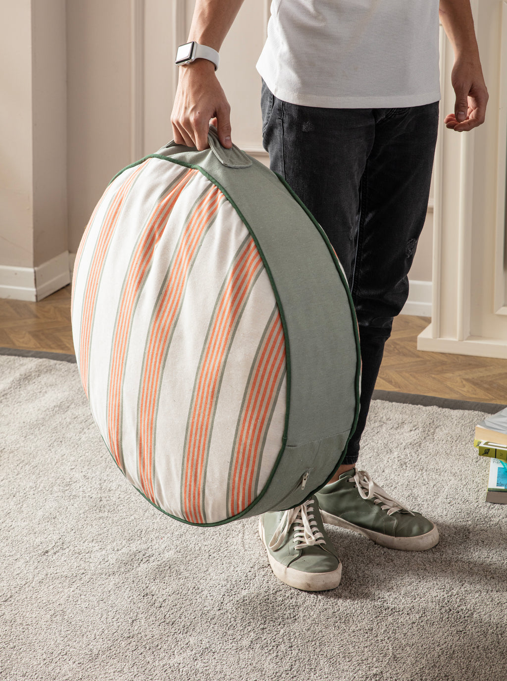 Yuvarlak Dekoratif Bahçe Minderi, Balkon Pufu 60x60cm, Turuncu Çizgi Desenli