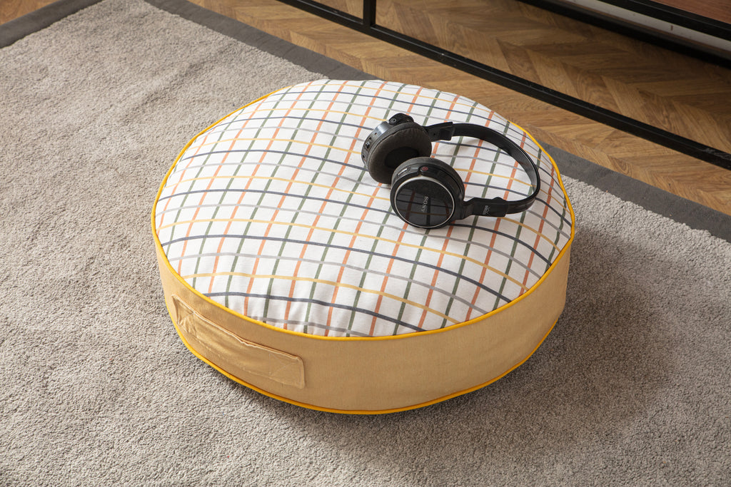 Yuvarlak Dekoratif Bahçe Minderi, Balkon Pufu 60x60cm, Sarı Ekoseli