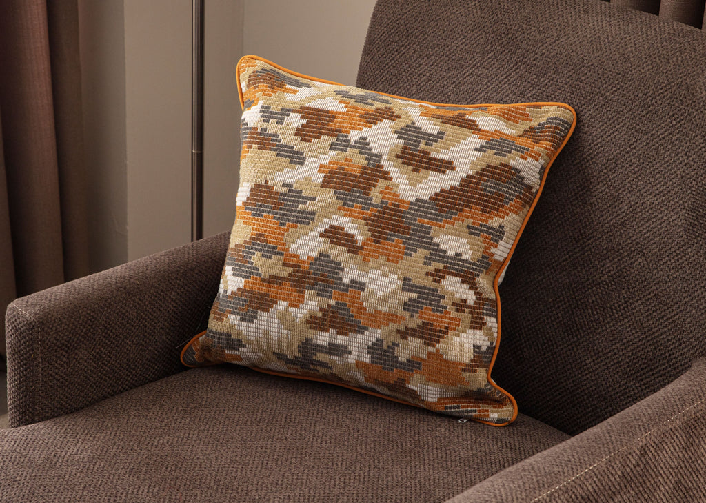 Biyeli Dekoratif Premium Kırlent Kılıfı, 43x43cm, 'Kamufle'