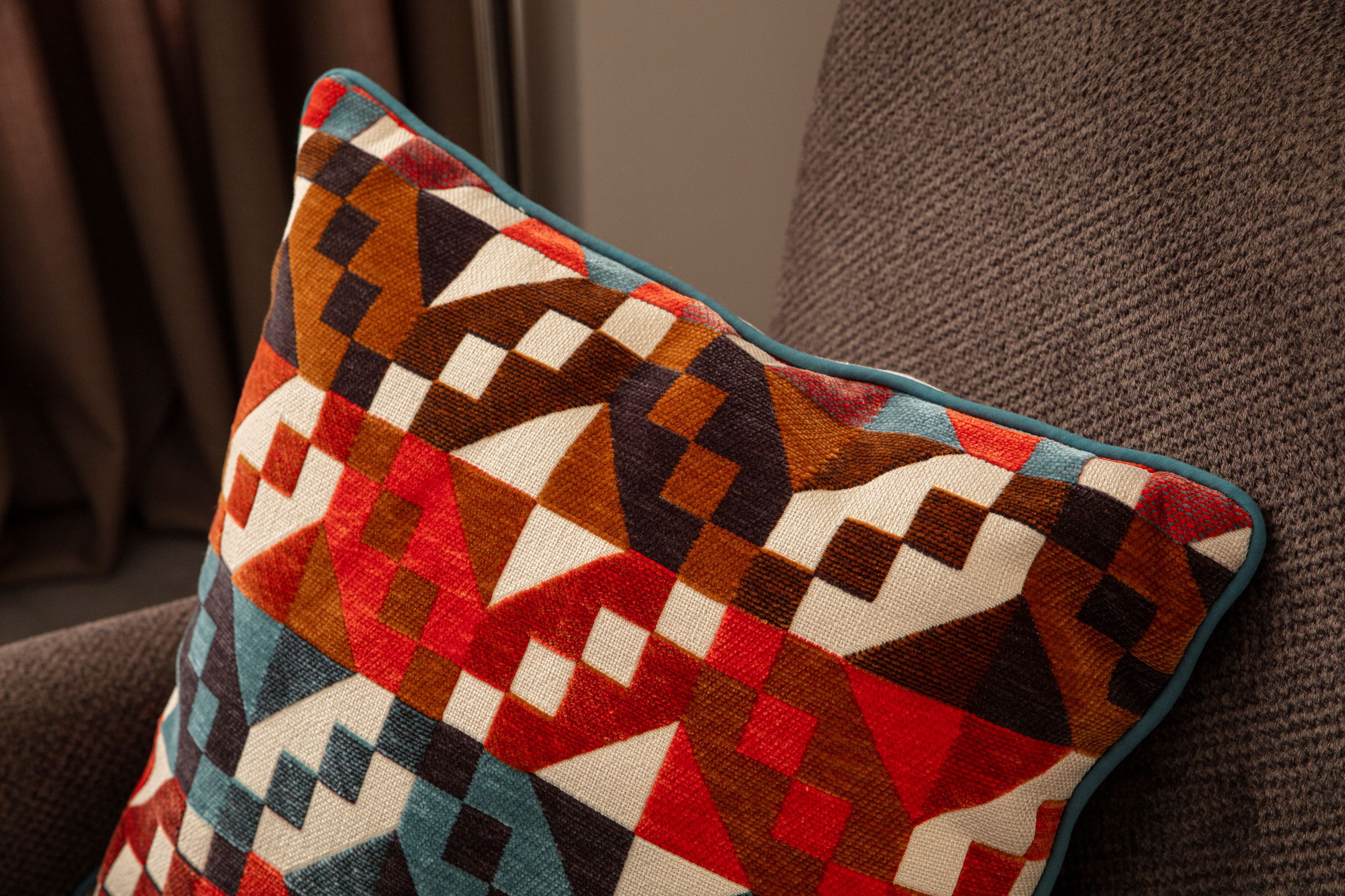 Jakarlı Premium Keten Kırlent Kılıfı, 43x43cm, 'Zar'