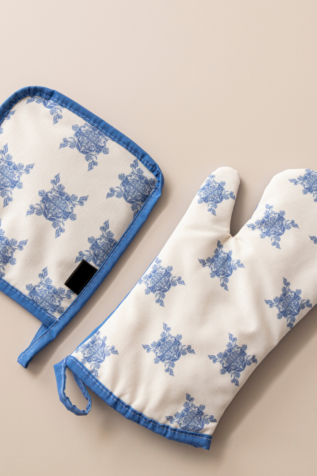 Azure Blue, Fırın Mutfak Eldiveni, Yanmaz ve ısıya dayanıklı tutacak, 2 Parça