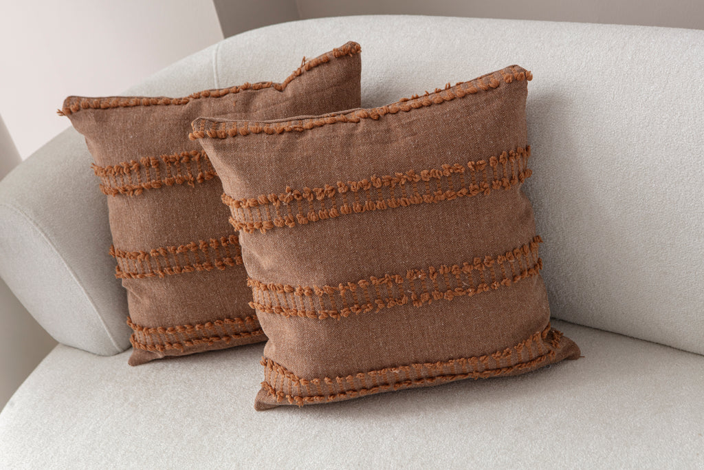 "Ray" Bohem Puantiyeli, Dekoratif Keten Kırlent Kılıfı, Punch İşlemeli Yastık Kılıfı 43x43cm