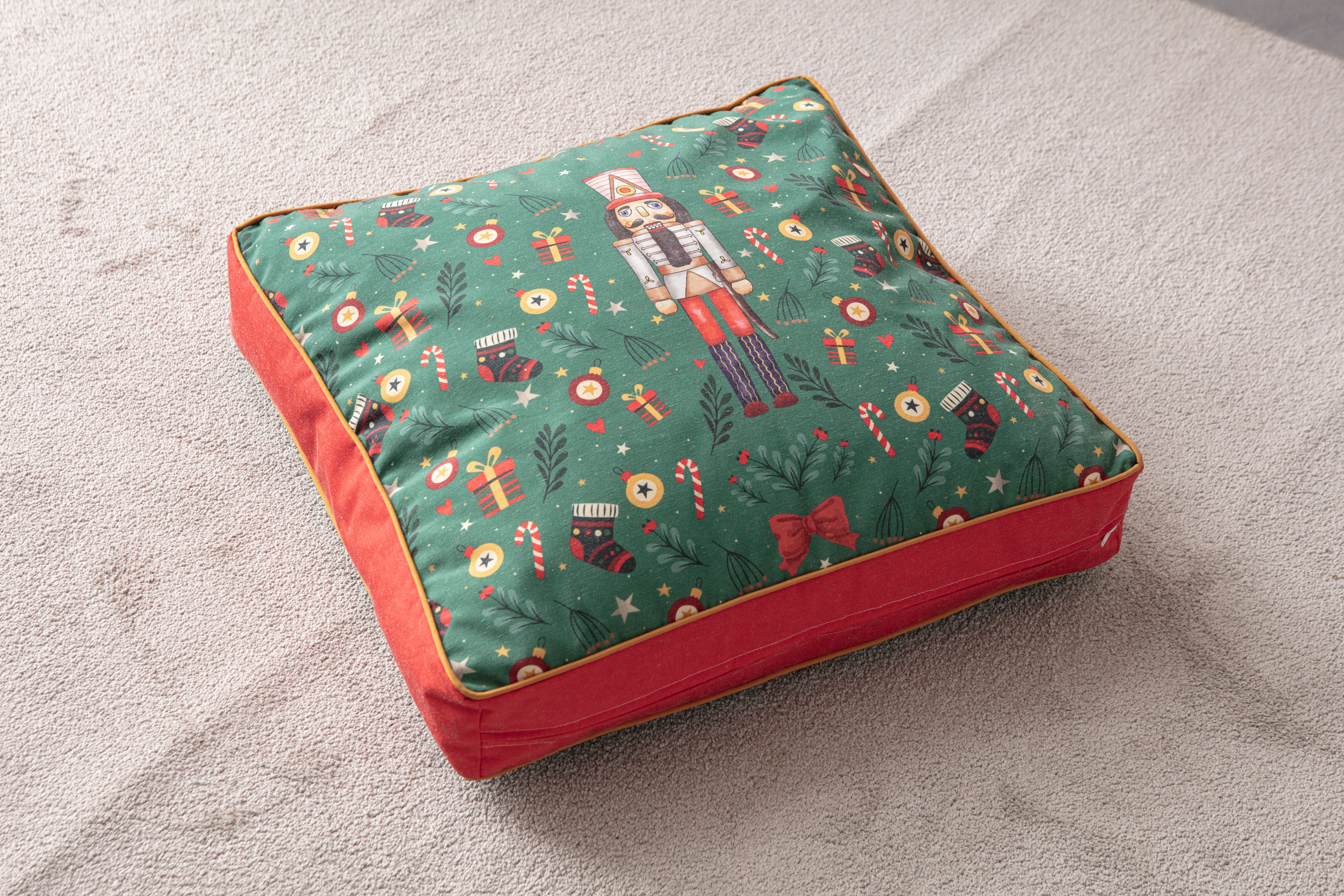 Kokina Premium Serisi, Kare Yer Minderi, 60x60cm, Yeşil