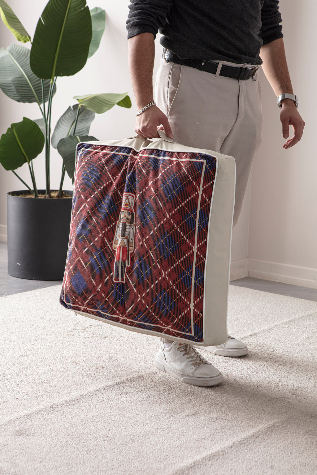 Kokina Premium Serisi Kare Yer Minderi, 60x60cm Bordo