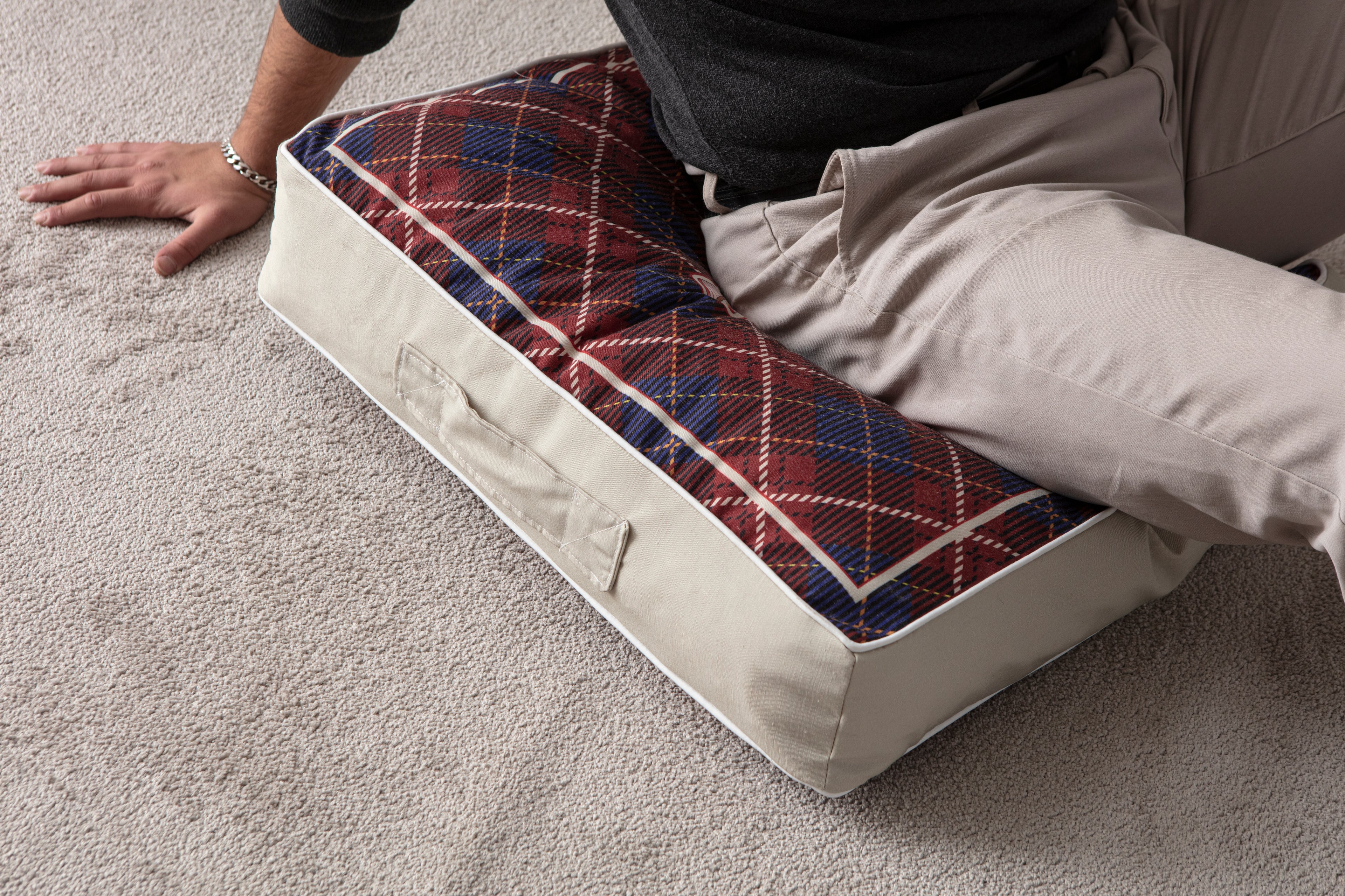 Kokina Premium Serisi Kare Yer Minderi, 60x60cm Bordo