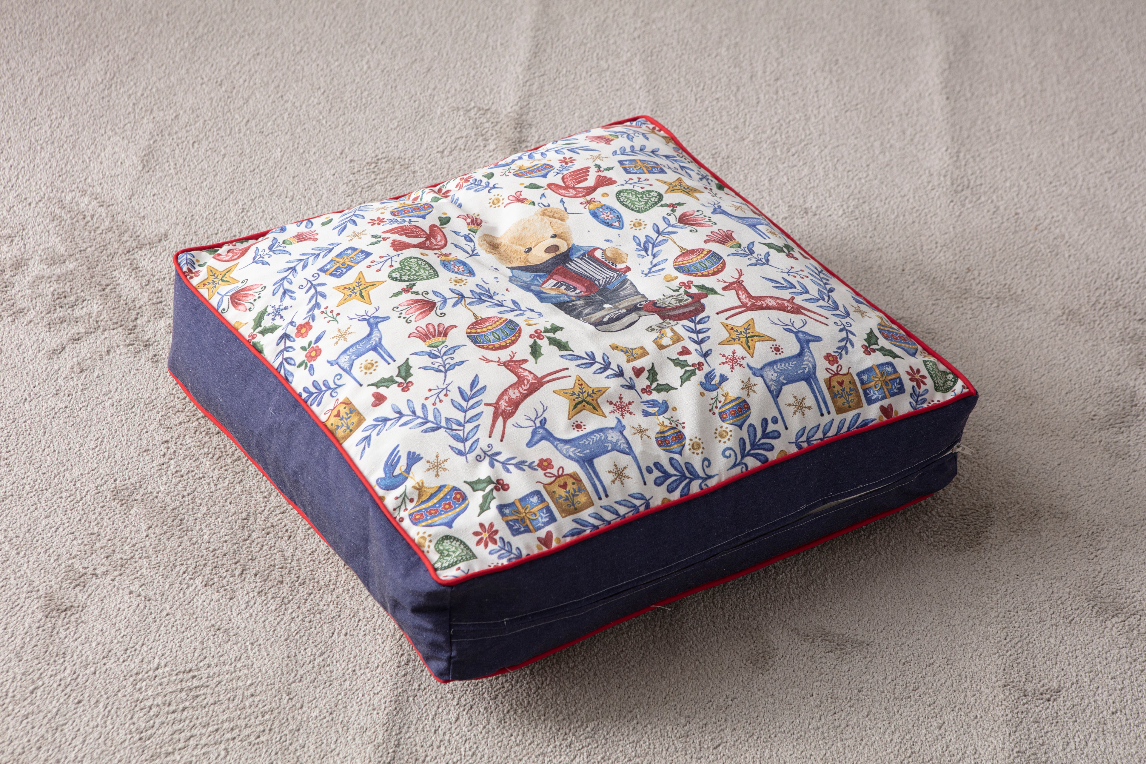 Kokina Premium Serisi Kare Yer Minder, 60x60cm, Ayıcık Desenli