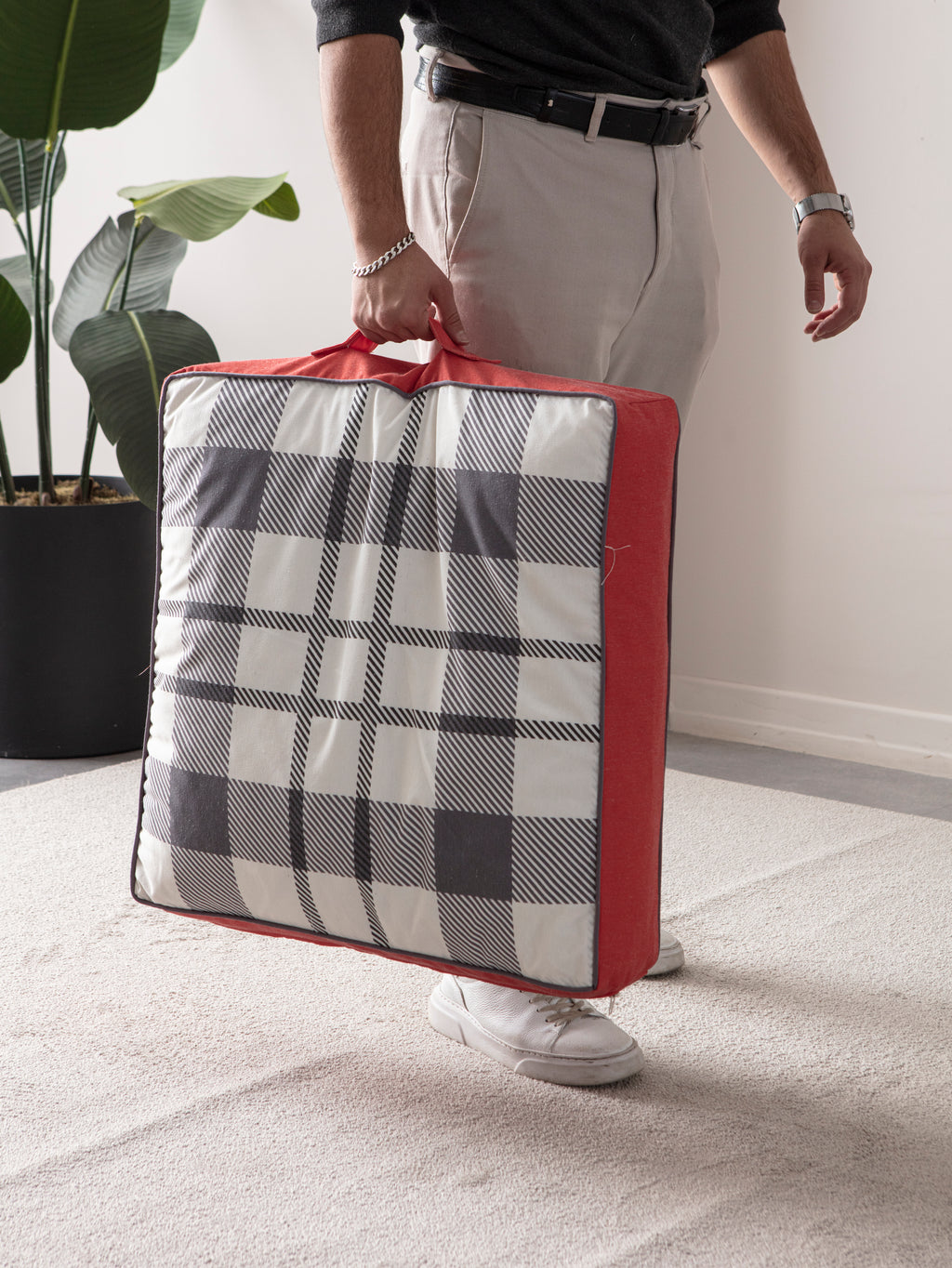 Kokina Premium Serisi Kare Yer Minderi, 60x60 cm, Gri Ekoseli