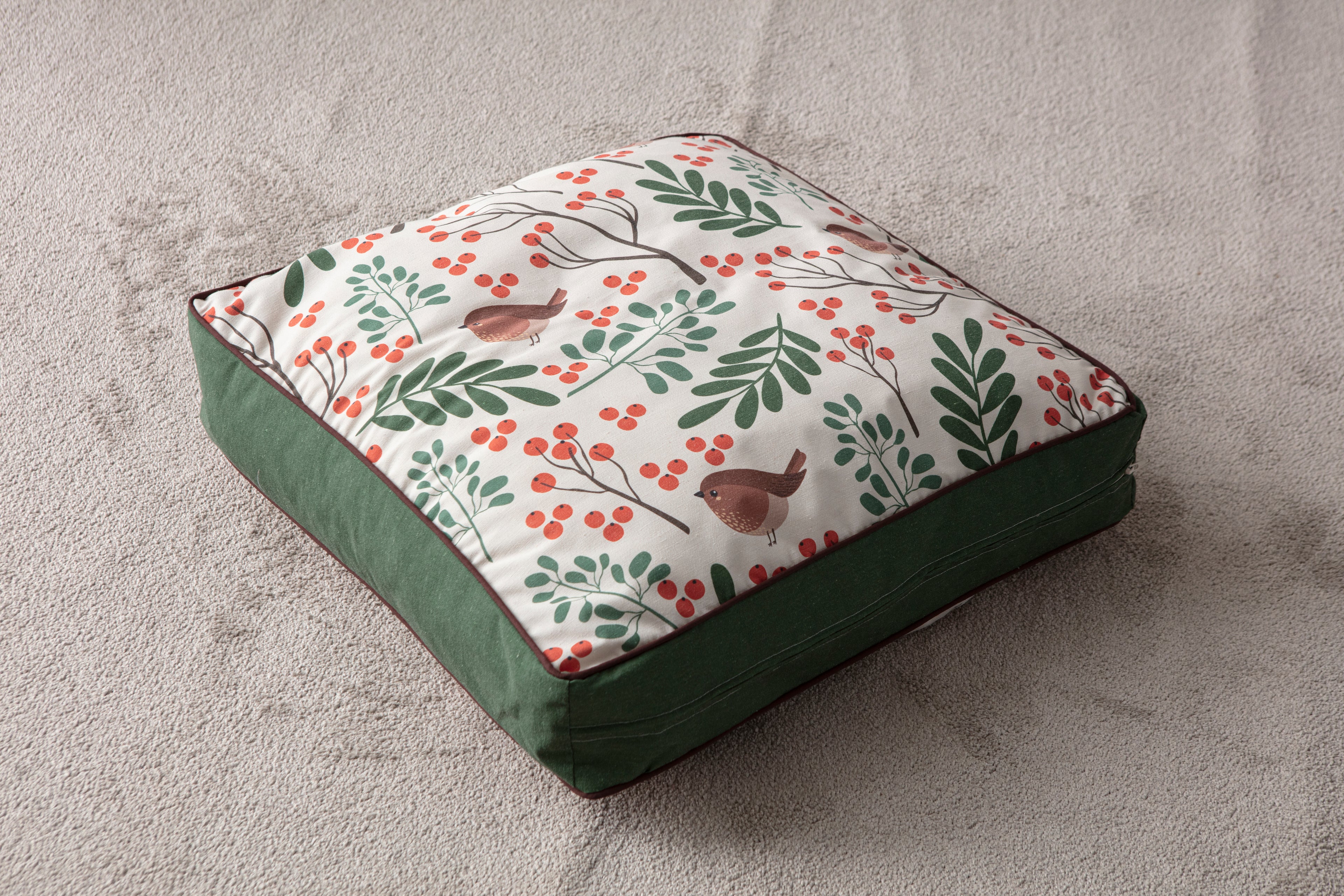 Kokina Premium Serisi Kare Yer Minderi, 60x60 cm, Yeşil, Dal Desenli