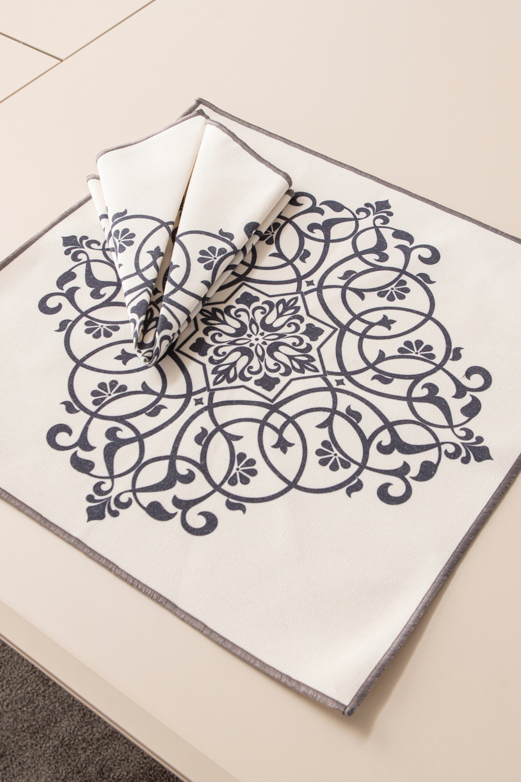 Safran Luxe Yemek Masası Takımı, Mutfak Masası Takımı, Masa Örtüsü,Runner,6'lı Amerikan Servis, 6'lı Kumaş Peçete