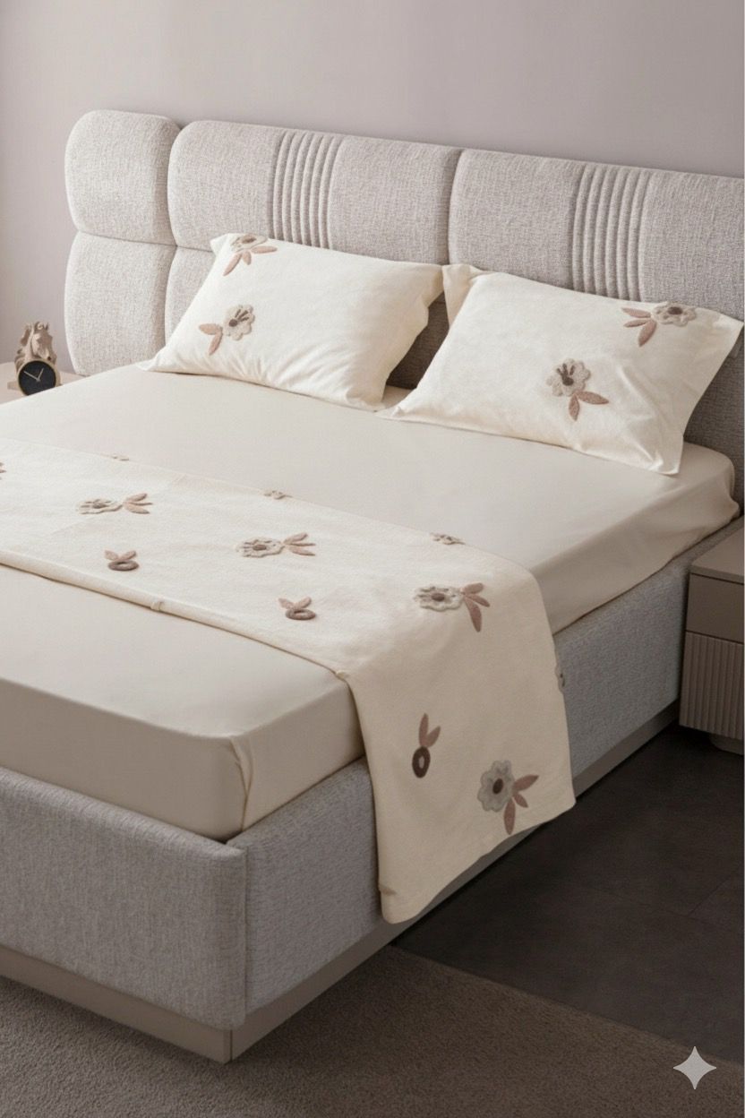 Lalezar Desen Çift Kişilik Nakışlı Yatak Örtüsü Seti Şönil Kumaş Punch Nakışlı 240x260cm