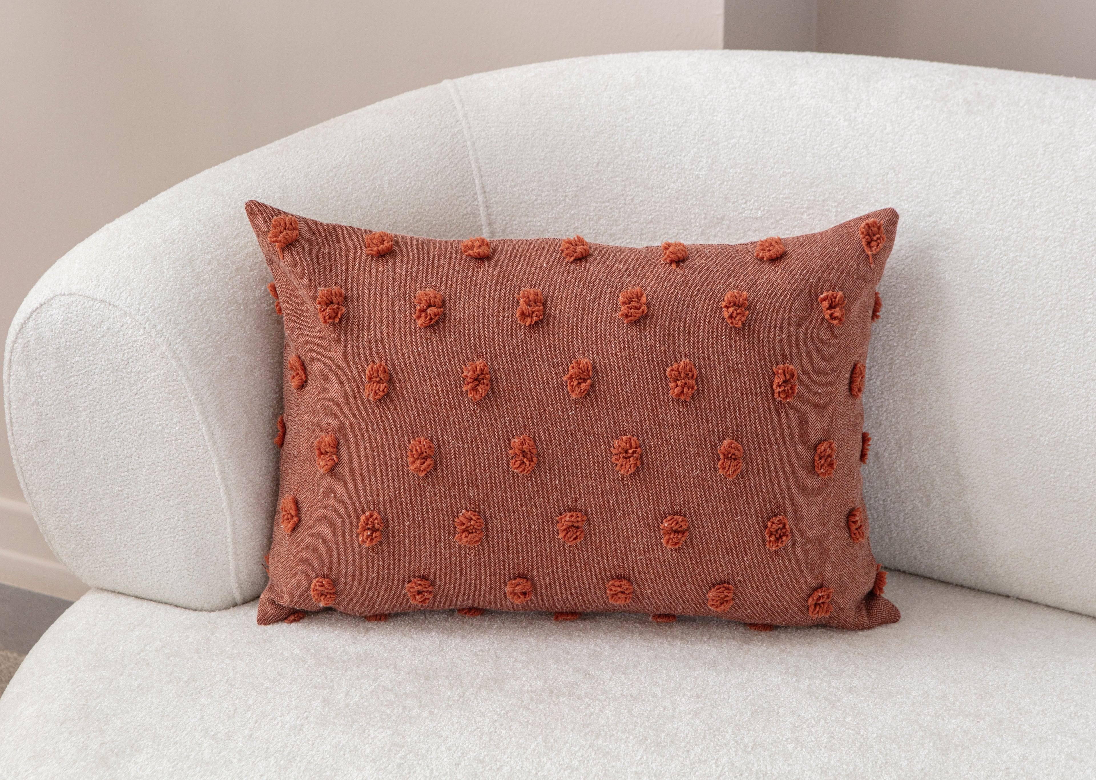 "Nokta" Bohem Puantiyeli, Dekoratif Keten Kırlent Kılıfı, Punch İşlemeli 43x43cm